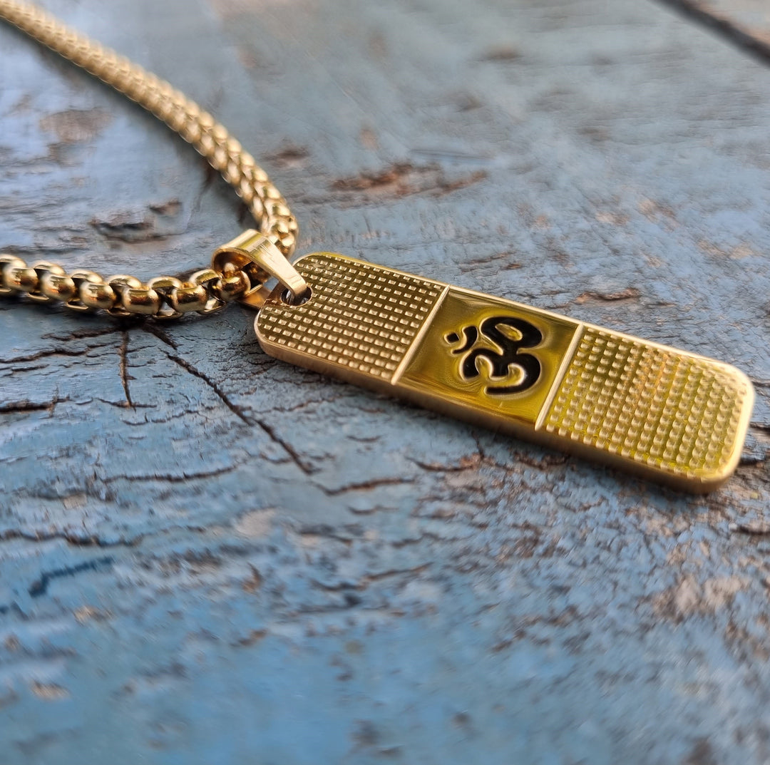 24K Gold Plated OM D Pendant with Necklace Chain