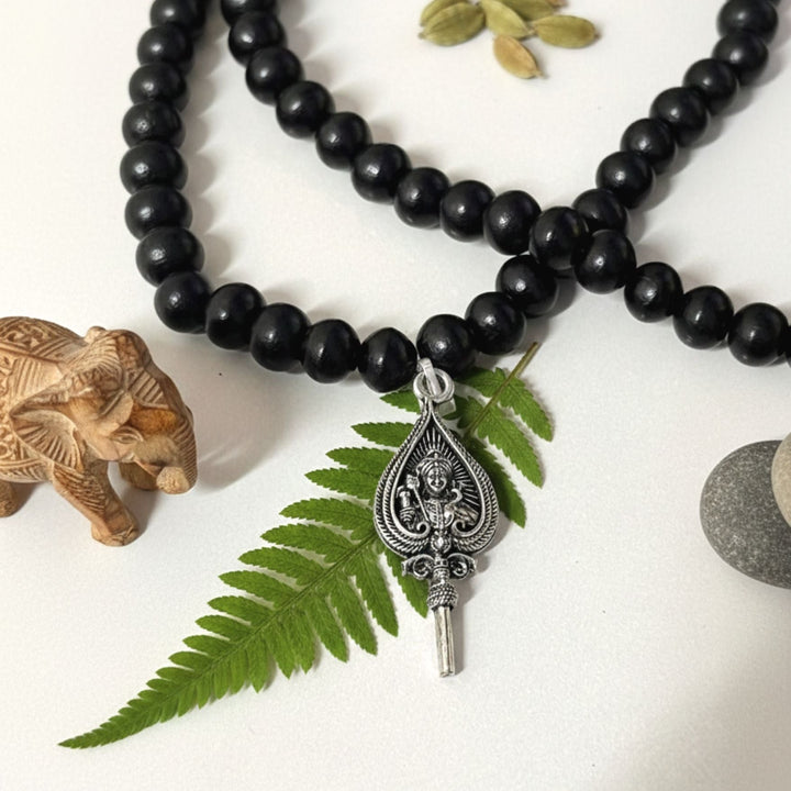 Lord Murugan Shastra Pendant with Original Karungali Jaap Malai