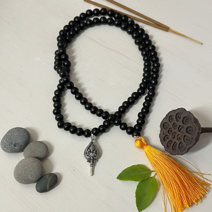 Lord Murugan Shastra Pendant with Original Karungali Jaap Malai