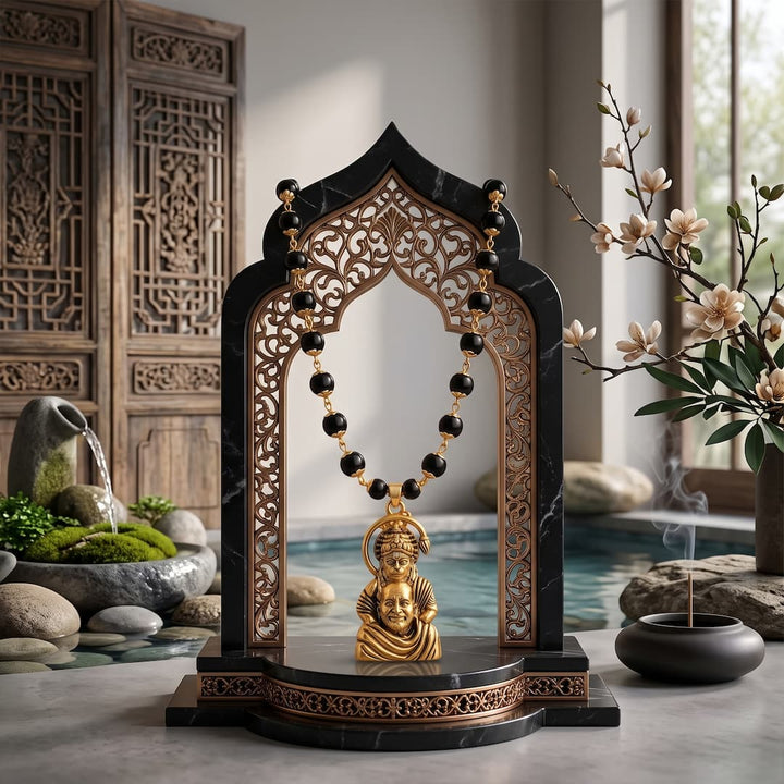 Hanumanji and Neem Karoli Baba Pendant With Karungali Mala